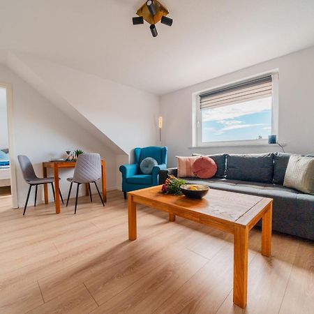 Zentrale Wohlfuehlwohnung - Ideal Fuer Ihren Urlaub Oder Die Geschaeftsreise Magdeburg Exterior foto
